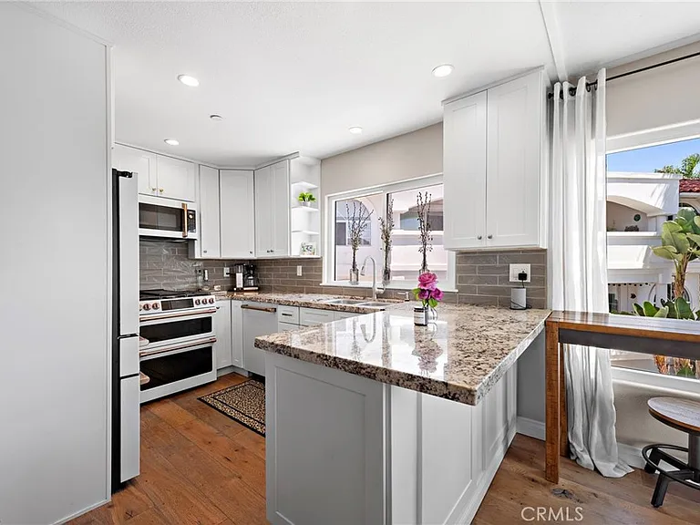 210 Avenida Montalvo — Photo 11
