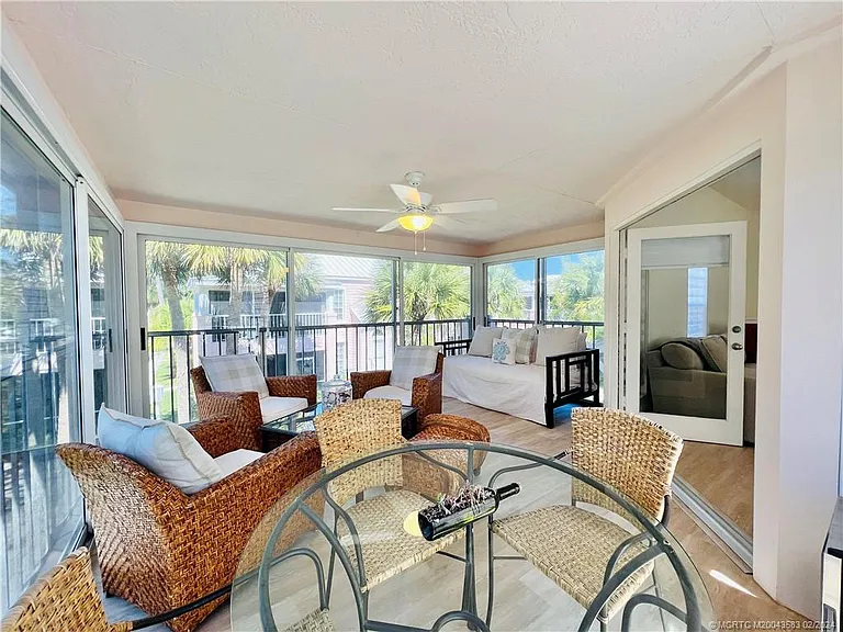 411 NE Plantation Rd #526 — Photo 33