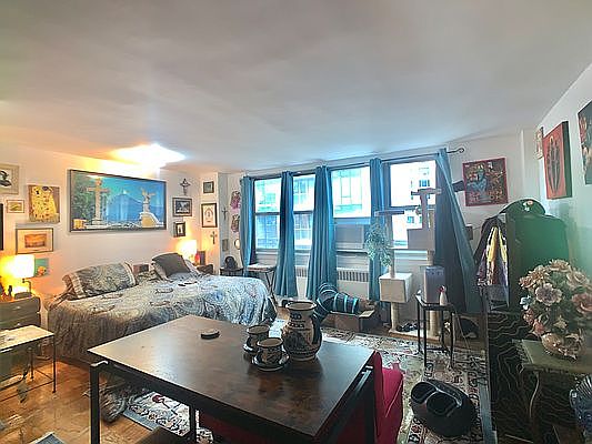 1st image of 240 E 35th St APT 7J