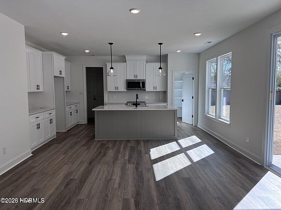 4th image of 1738 Dixon Grove Lane