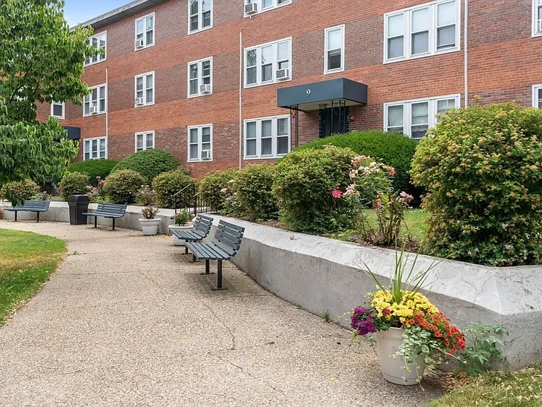 1 Twomey Ct #43 — Photo 22