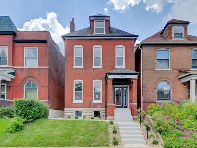 4132 Russell Blvd, Saint Louis, MO, 63110