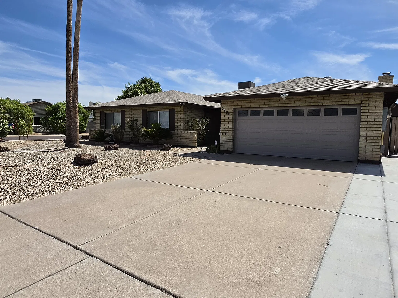 4 bed, 2246 sqft, $2,200 — Photo 3