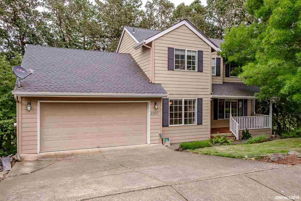 2337 NW Maser Dr photo 1