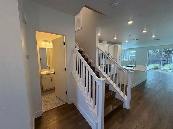 4th image of 1623 Tecado Dr