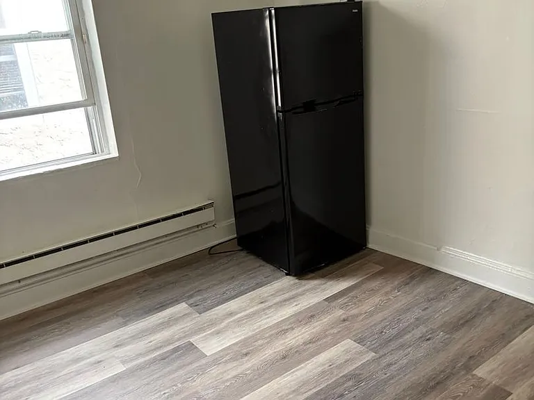 4509 Rhawn St — Photo 3
