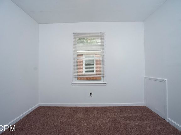 4th image of 202 Triana Blvd NW #B