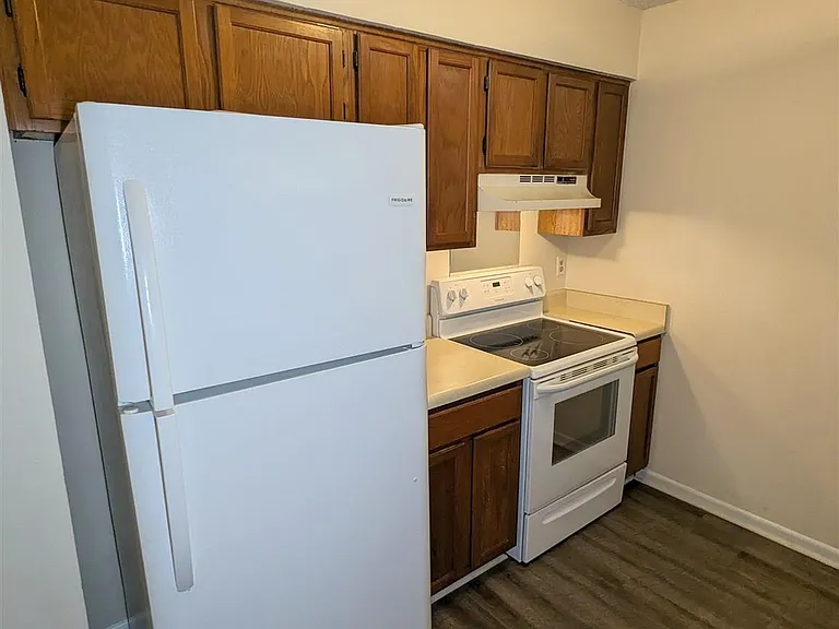1011 Rentz Ave — Photo 29