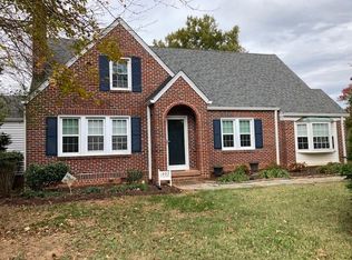 1402 Richardson Dr, Reidsville, NC 27320