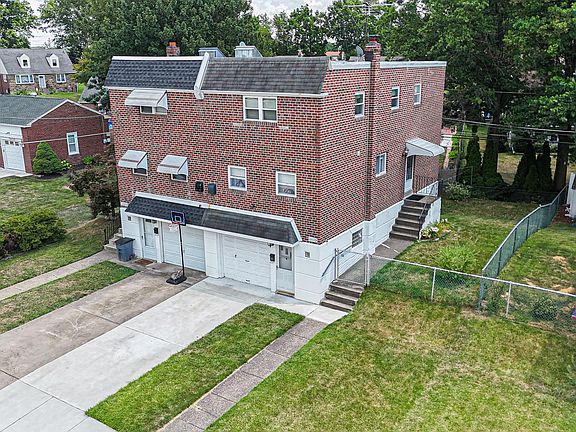2nd image of 12029 Glenfield St