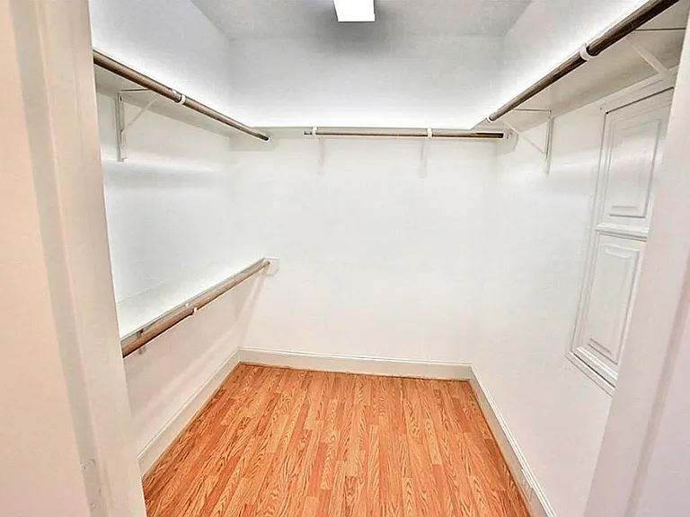 407 Jackson Hill St — Photo 19