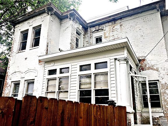 3rd image of 306 N 18th St