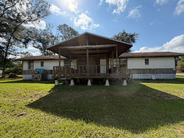 310 N 12th St, Kinder, LA 70648