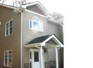 71 Cherry Laurel Ln, Swannanoa, NC 28778