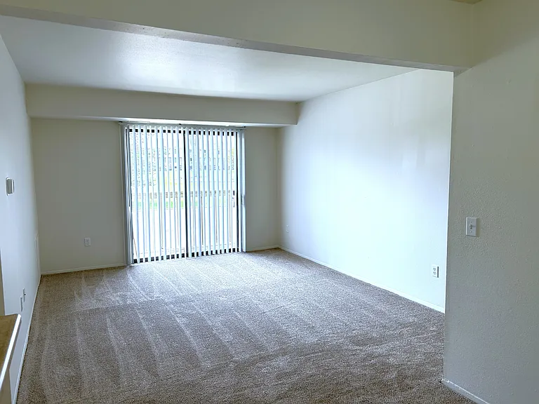 Perry Place Apartments — Photo 50