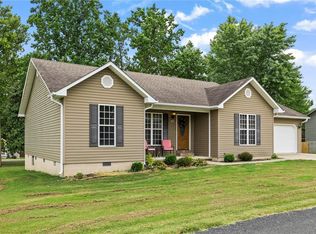 975 Sunny Valley Ln, Poplar Bluff, MO 63901