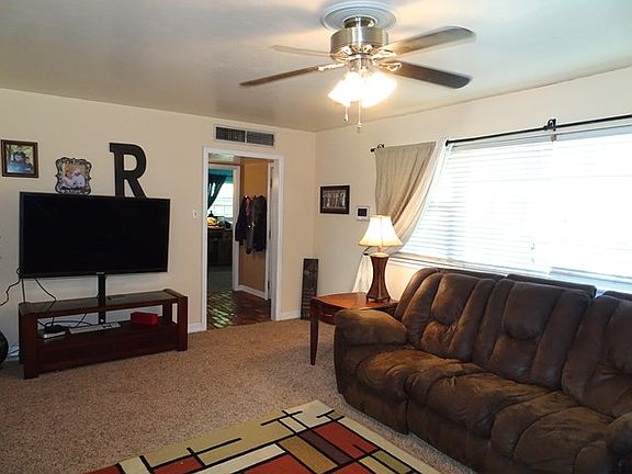 4th image of 1412 Nabors Ln