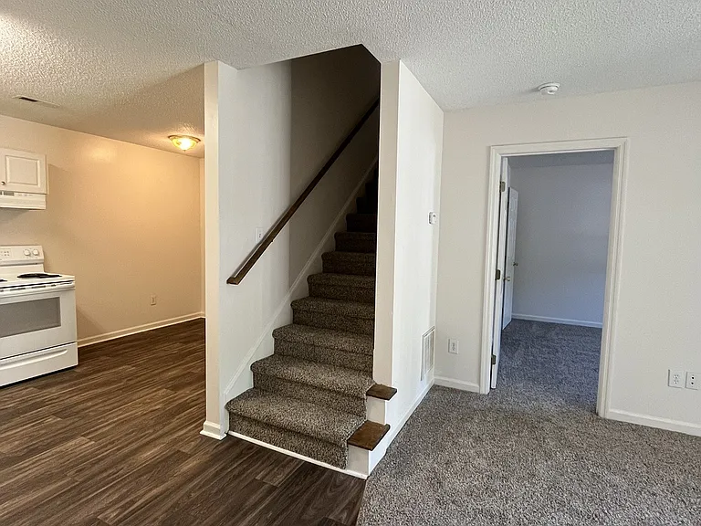 Quail Hill and Manchester Apartments of Fuquay-Varina — Photo 7