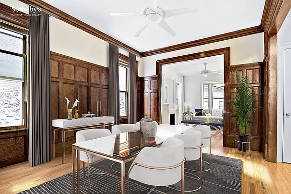 Sold by Sotheby's International Realty | media 1