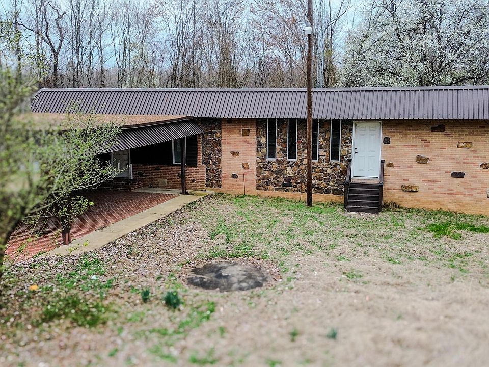 1st image of 953 Riverside Dr