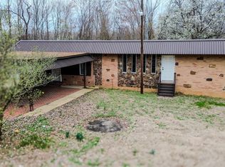 953 Riverside Dr, Jackson, TN 38301