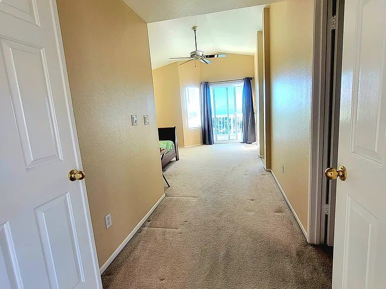 2032 Rapallo Way — Photo 32