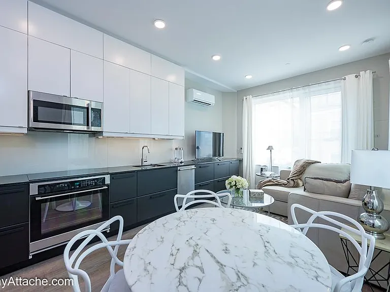 1521 Corcoran St NW #5 — Photo 3