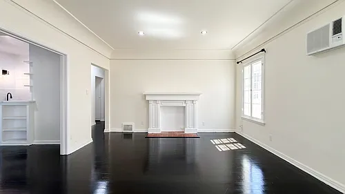 201 S Alexandria Ave #103 Photo 1