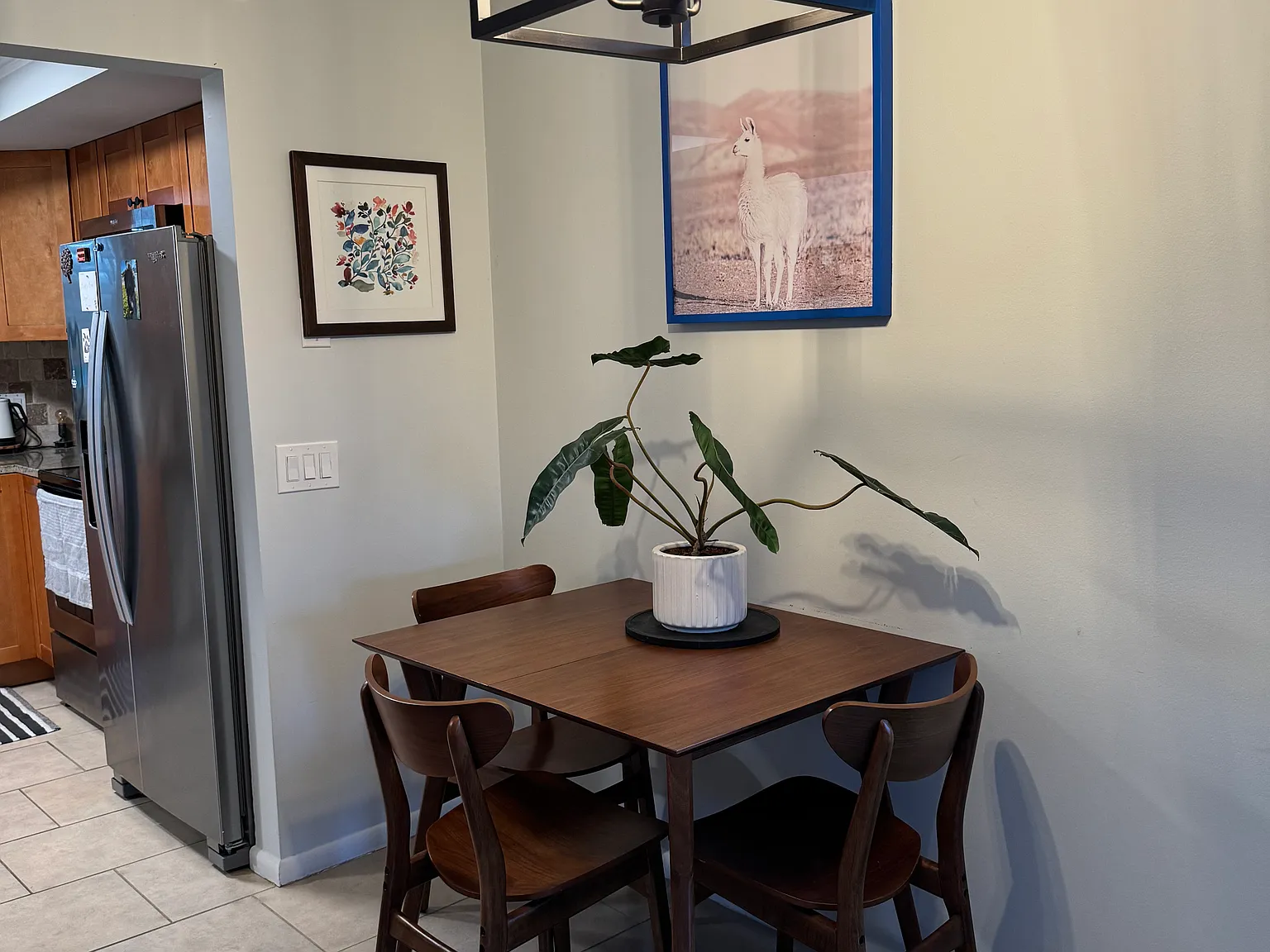 236 Castlewood Dr — Photo 3
