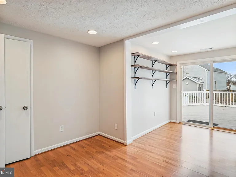 3512 Old Crown Dr — Photo 13