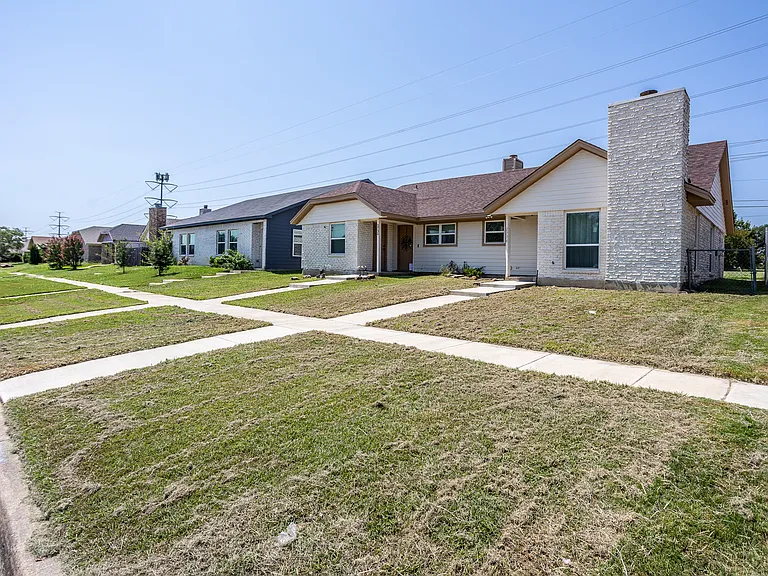 2734 Sherry St — Photo 27