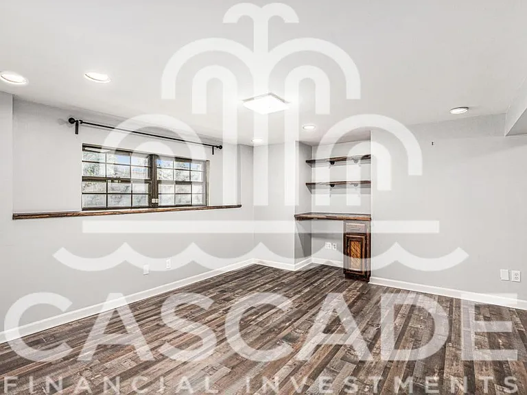 300 SE Circleview Dr — Photo 13
