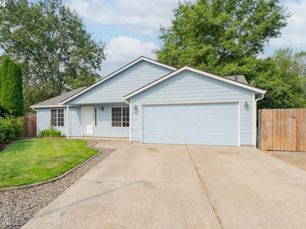 805 NW 18th Cir, Battle Ground, WA 98604