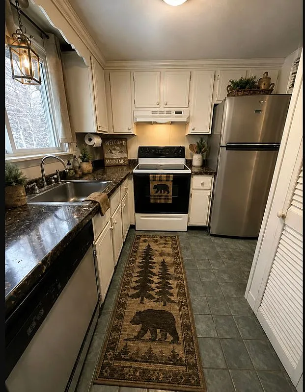 2 bed, 2.0 bath, 1500 sqft, $2,000 — Photo 2