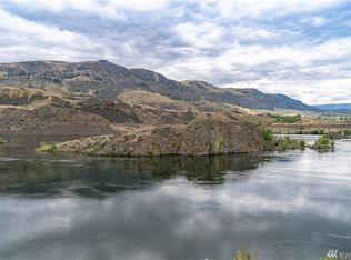 25 Riverside Pl, Rock Island, WA 98850