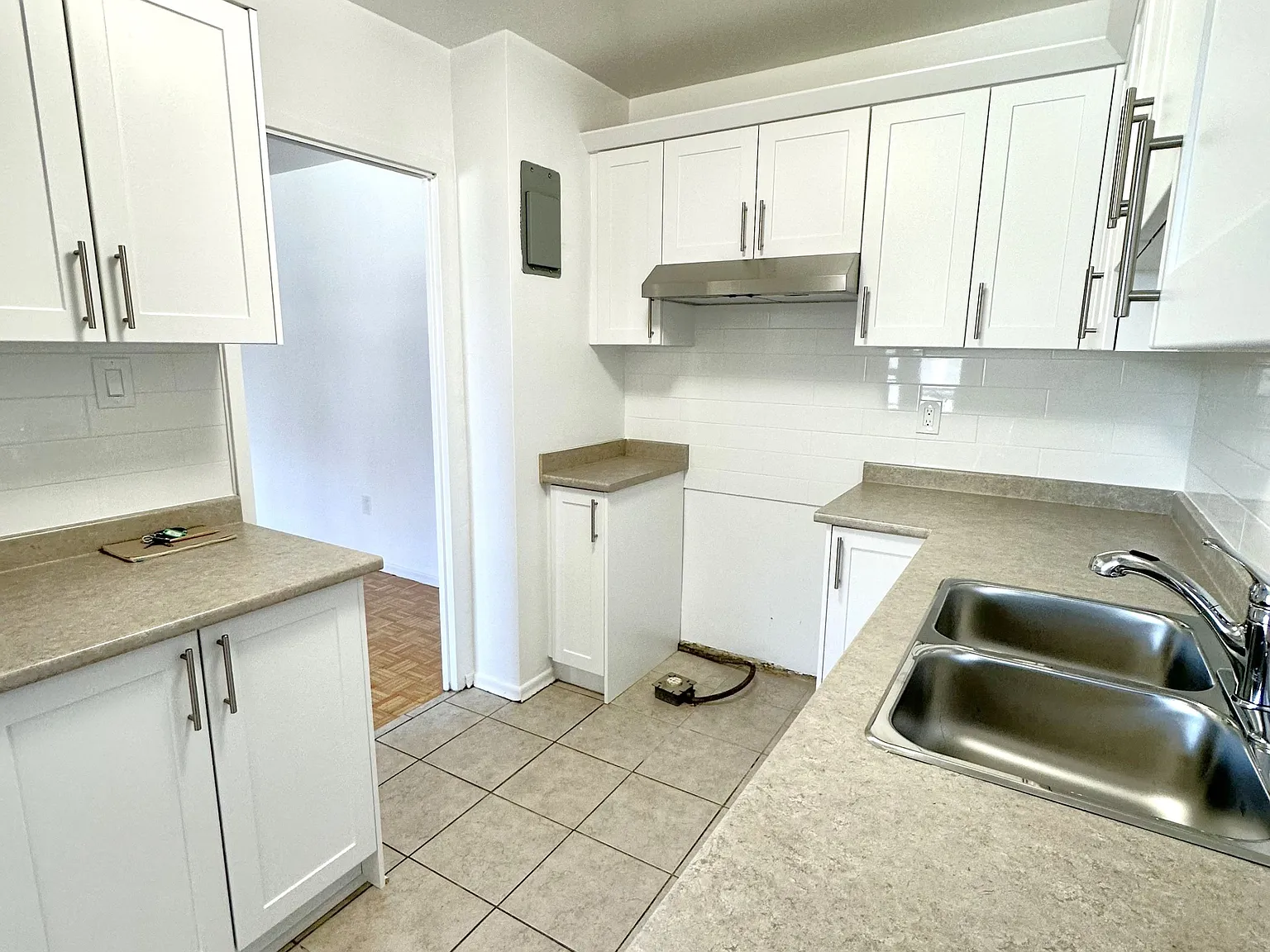 2 bed, $2,350 — Photo 3