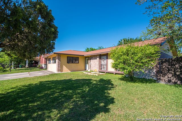 1st image of 9042 Clipper Dr