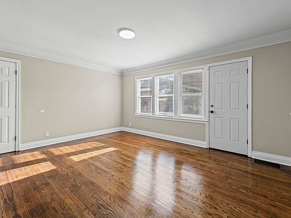 4th image of 12818 Marlowe St #Up