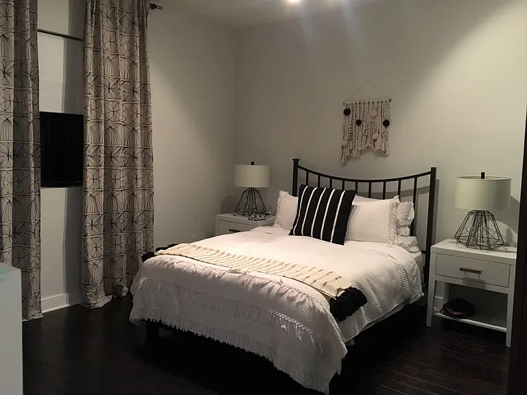 395 E 4th St #21 — Photo 14