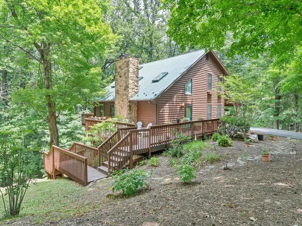 113 Autumn Cir, Boones Mill, VA 24065