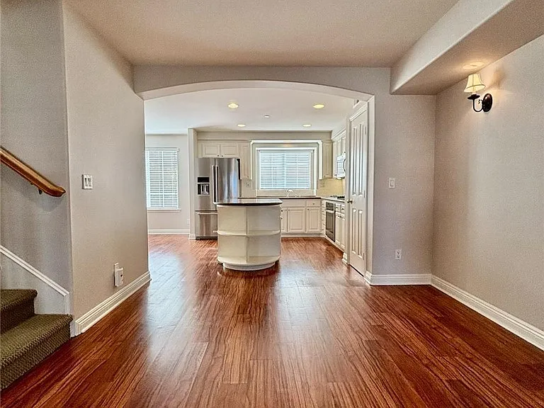 4110 W Kling St — Photo 5