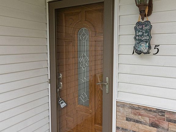 5th image of 1625 Jacqueline Dr