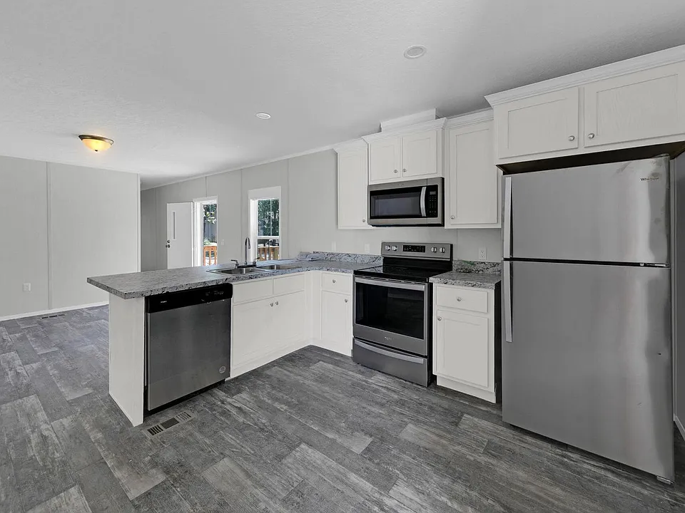 154 W Royal Palm Ave