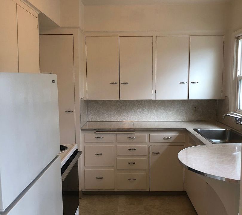 main26 26252639 SE Main St Portland OR Zillow