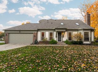 41784 White Tail Ln, Canton, MI 48188