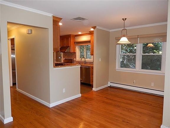 5th image of 29 Radnor Ave