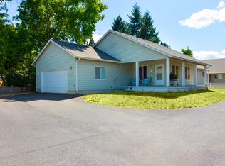 1352 NW Keasey St, Roseburg, OR