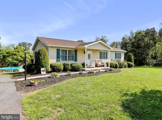 3600 Fairview Dr, Berkeley Springs, WV 25411