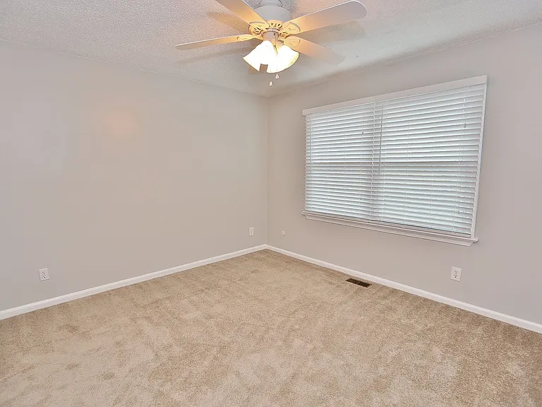1207 Captain Adams Ct — Photo 32