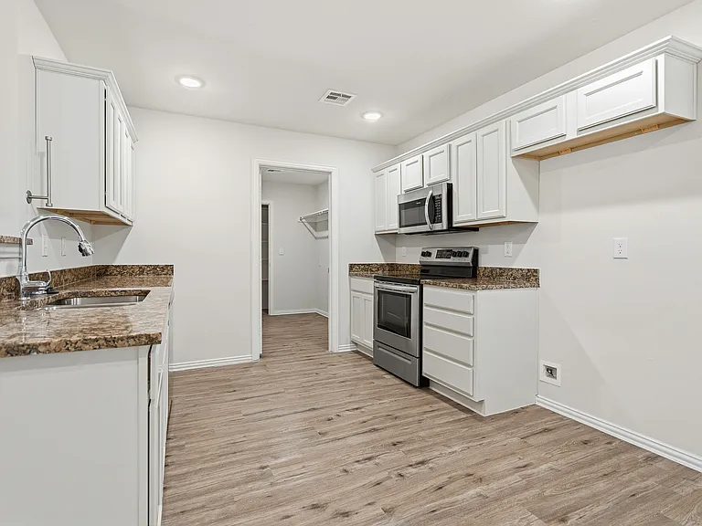 1022 Indian Plains Rd — Photo 9
